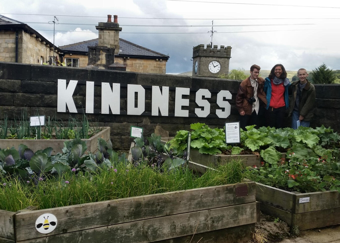 “All amenities you need in cosy annexe with massive amazingly comfy bed! Friendly amenable owner and good value!” Booking.com review